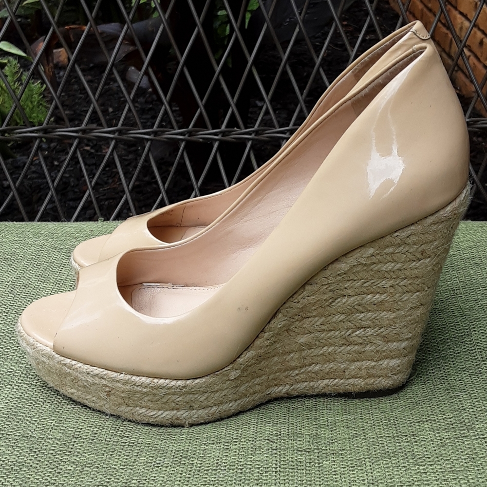 Vince Camuto espadrille patent leather wedge.